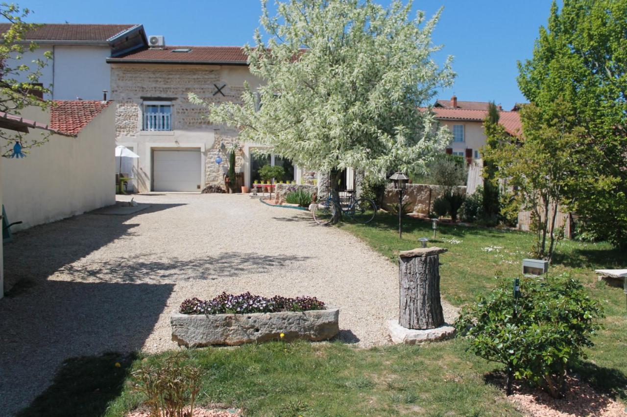 Les Trois Maisons Druillat Kültér fotó
