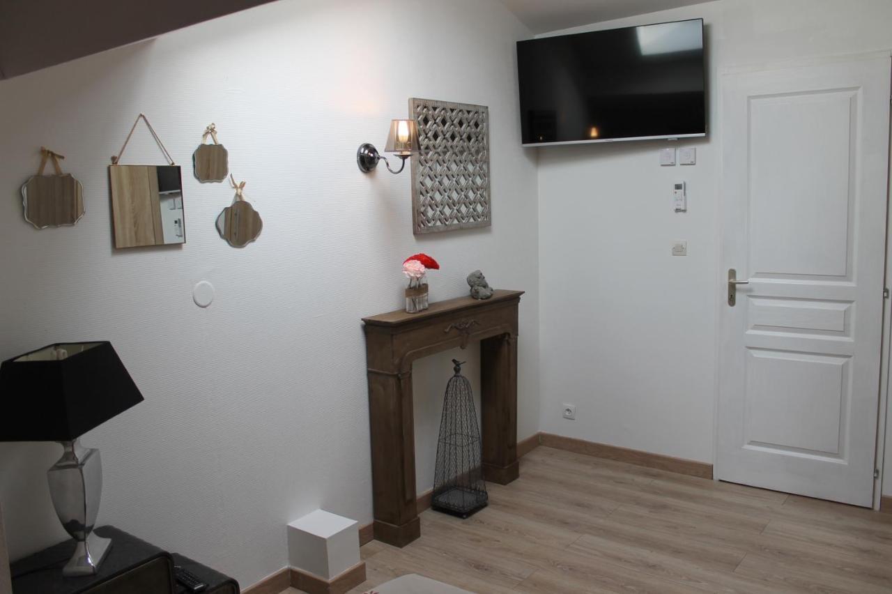 Les Trois Maisons Druillat Kültér fotó